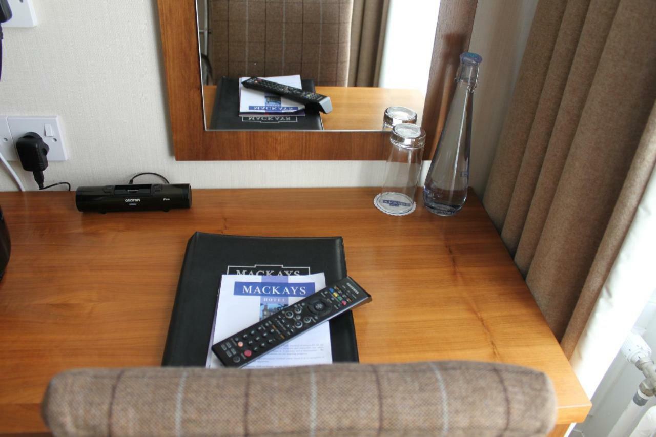 Mackays Hotel Wick  Bagian luar foto