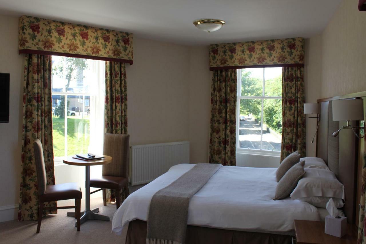 Mackays Hotel Wick  Bagian luar foto