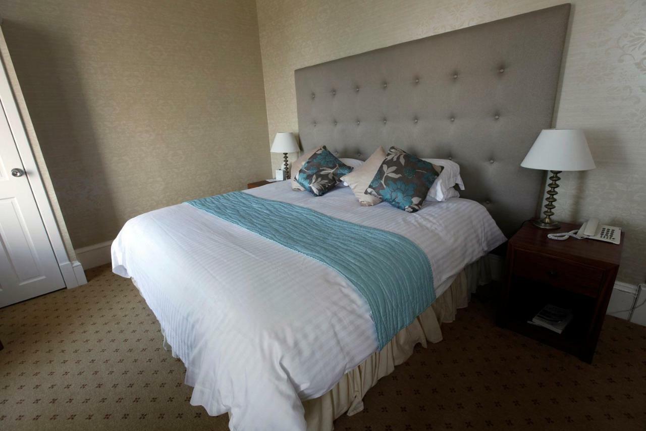 Mackays Hotel Wick  Bagian luar foto